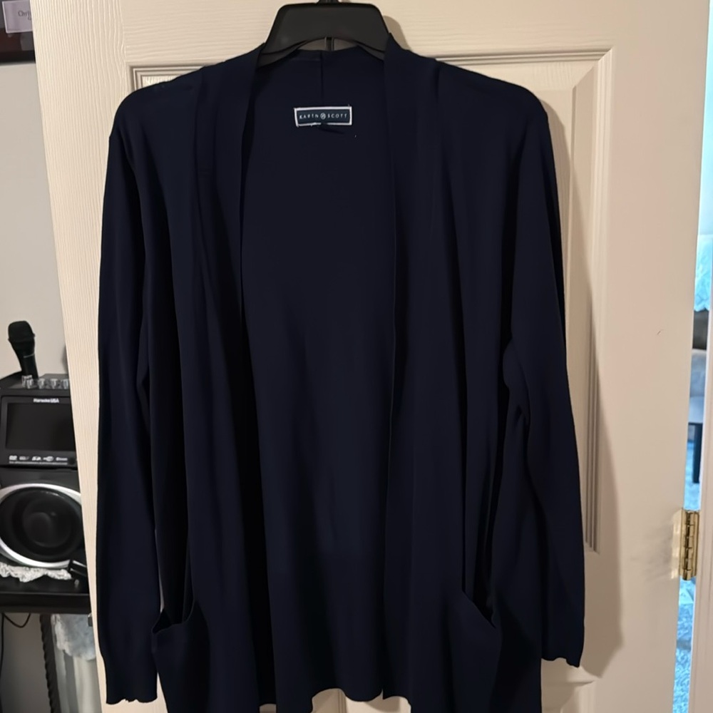 Long sleeve cardigan in navy rayon and polyester with pockets